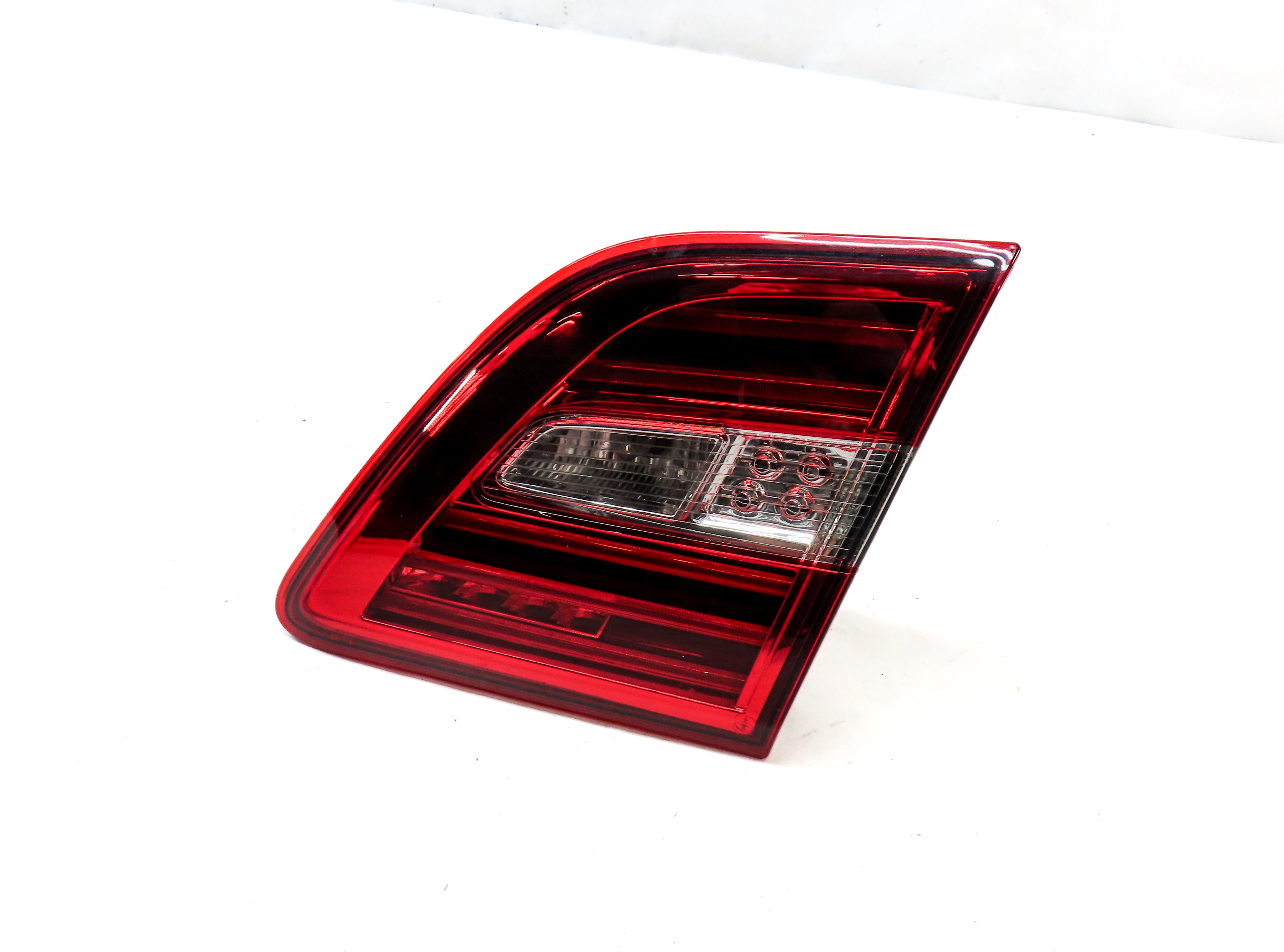 12-15 MERCEDES ML CLASS (W166) RIGHT PASSENGER REAR INNER TAILLIGHT LIGHT LAMP — exact item pictured
